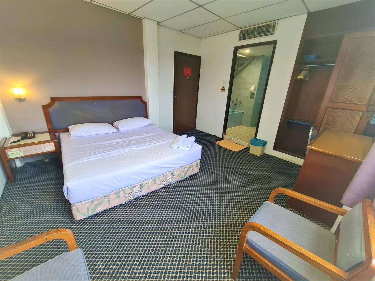 Anika Inn - Keluang Zewnętrze zdjęcie