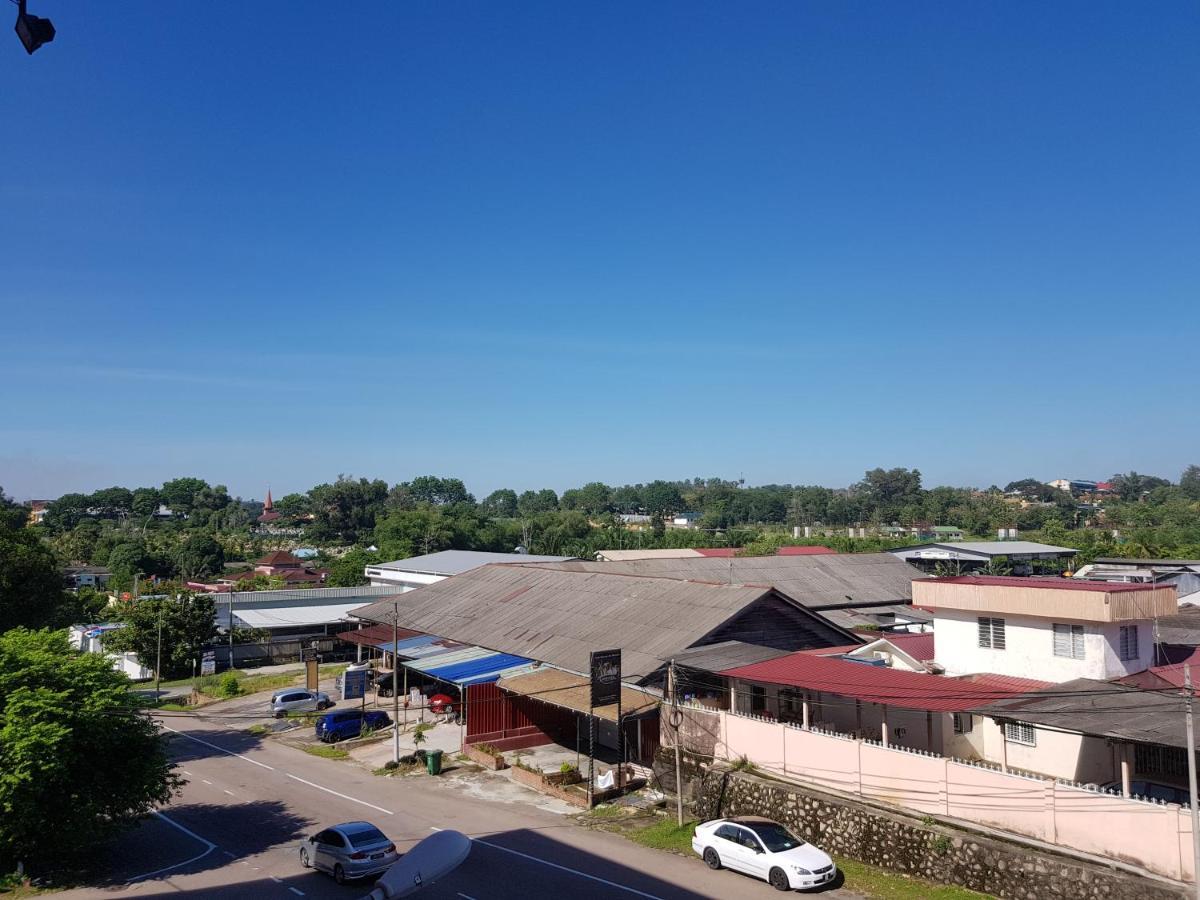 Anika Inn - Keluang Zewnętrze zdjęcie